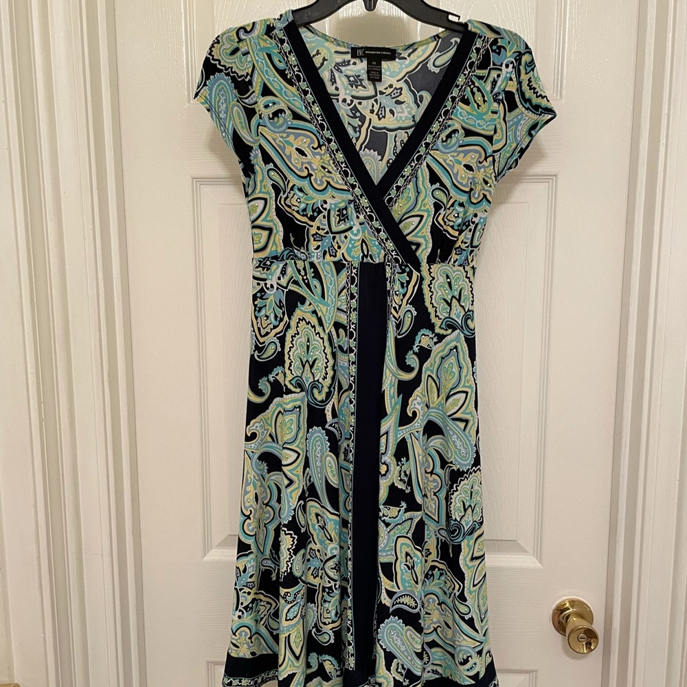 Light blue/light green/black/white paisley dress